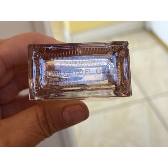 Burberry Brit Sheer for Her EDT spray 30ml/1.0 fl. oz. no box no lid - Picture 6 of 8